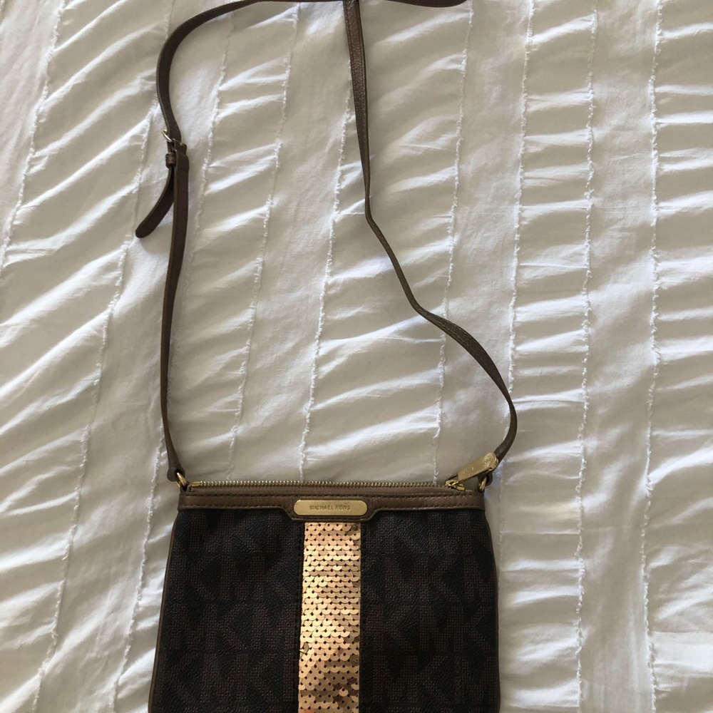 Michael Kors cross body bag.